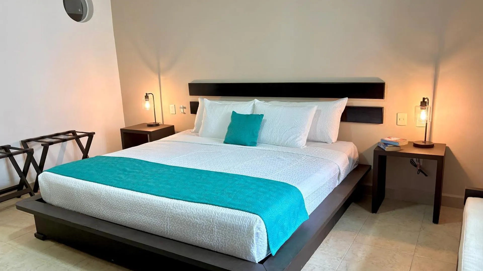 Hotel Aria Quinta Avenida & Rooftop プレヤデルカーメン