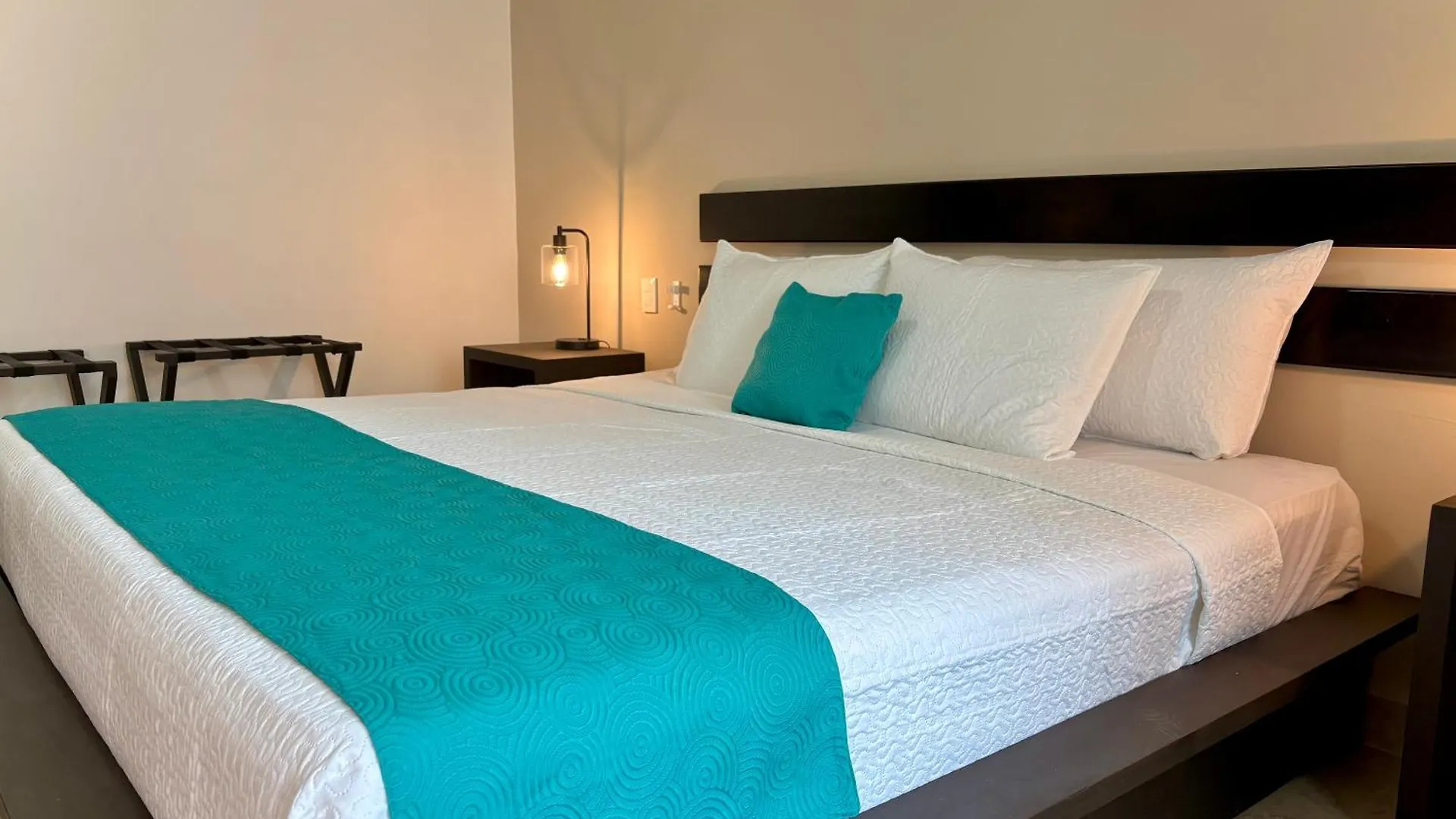 Hotel Aria Quinta Avenida & Rooftop プレヤデルカーメン
