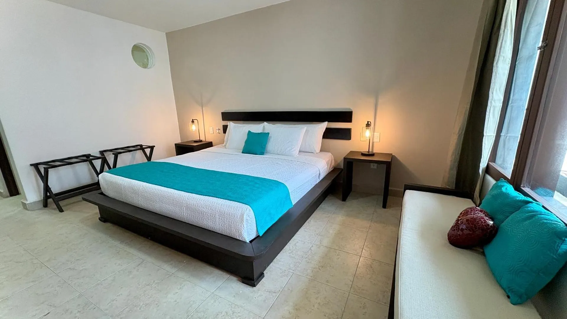 Hotel Aria Quinta Avenida & Rooftop プレヤデルカーメン