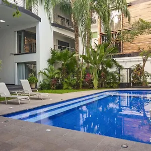Almarea Vacation 3*, Playa del Carmen Mexico